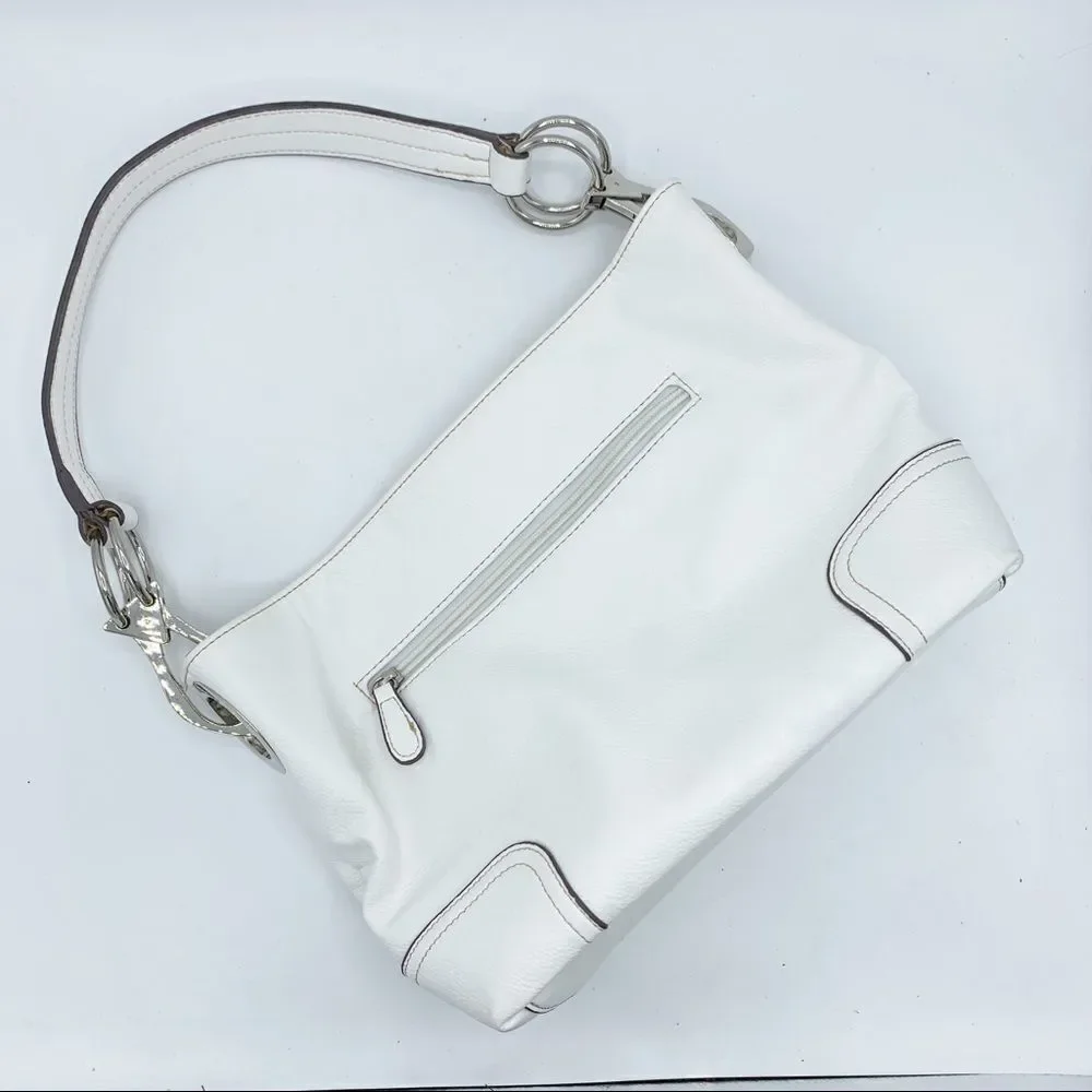 White Hobo Bag w/chunky Silver Rings‎